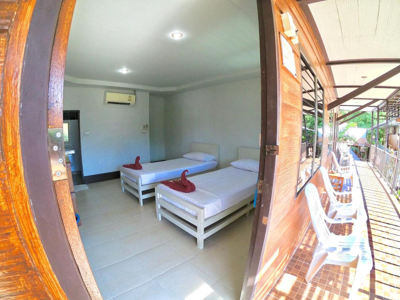 Tapear Resort Islas Phi Phi Exterior foto